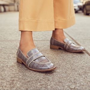 Etienne Aigner Elle Loafers